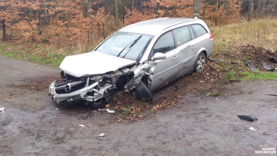 Tragiczny wypadek na drodze wojewódzkiej nr 152. Fot. Adam Wójcik [Radio Szczecin]