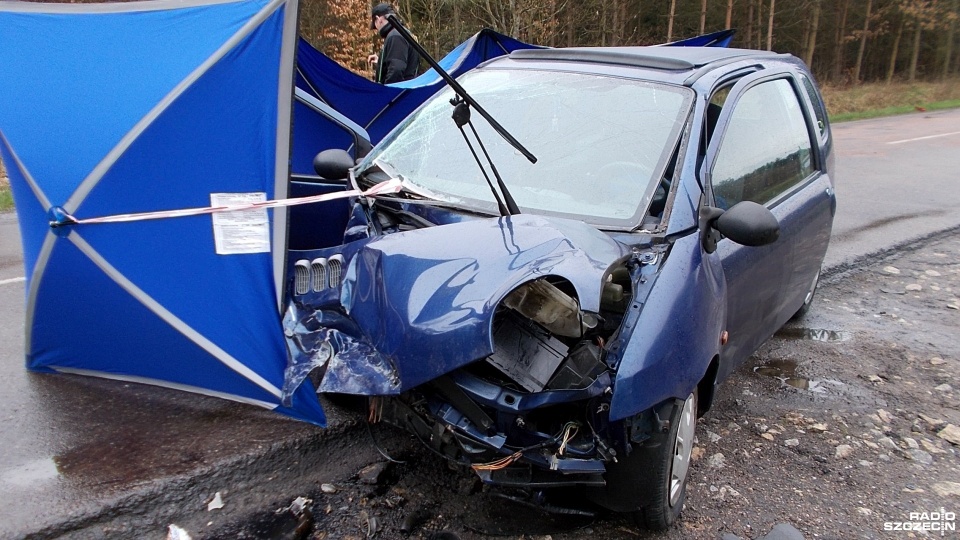 Tragiczny wypadek na drodze wojewódzkiej nr 152. Fot. Adam Wójcik [Radio Szczecin]
