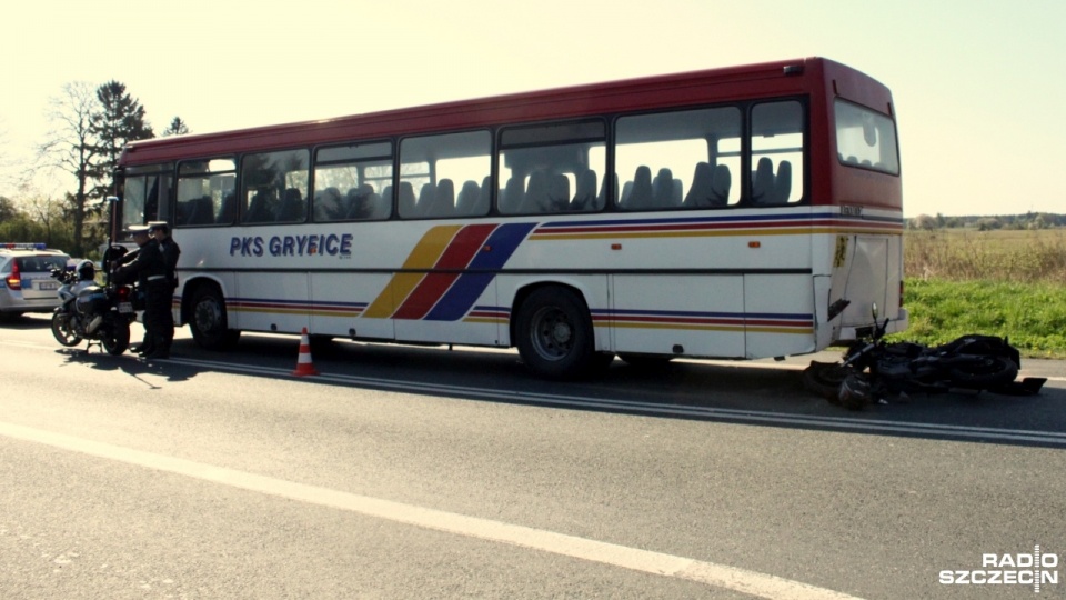 Wypadek w Dębicy koło Gryfic. Fot. Adam Wójcik [Radio Szczecin]