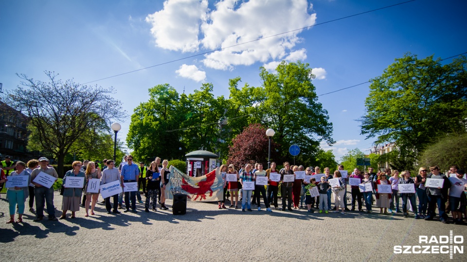 Manifestacja "Solidarnie przeciwko rasizmowi". Fot. Konrad Nowak [Radio Szczecin]