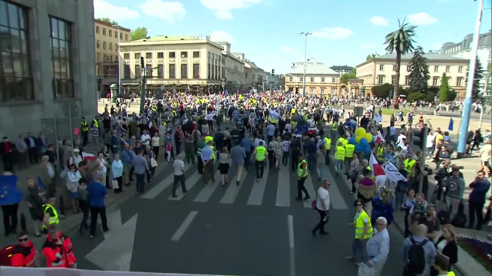 Marsz w Warszawie pod hasłem "Jesteśmy i będziemy w Europie!". Fot. TVN24/x-news
