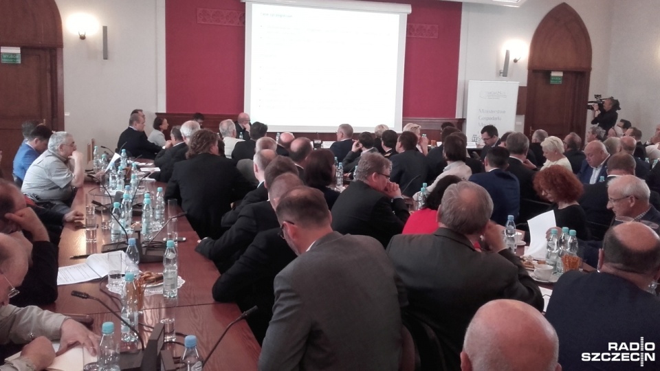 Wyjazdowe posiedzenia sejmowej Komisji Gospodarki Morskiej. Fot. Grzegorz Gibas [Radio Szczecin]