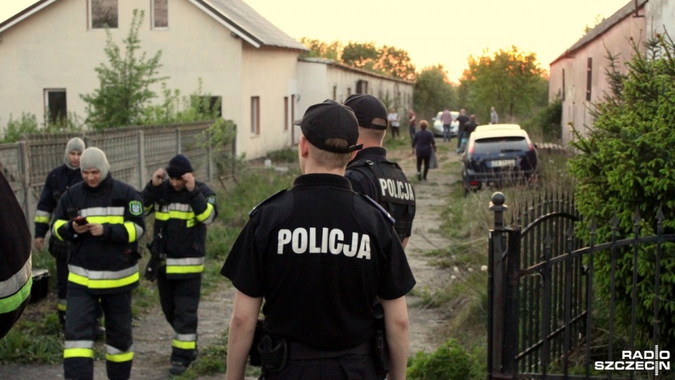 Policjanci zlikwidowali nielegalną plantację konopi indyjskich. Fot. Adam Wójcik [Radio Szczecin]