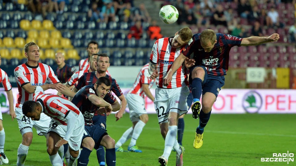 Piłkarze Pogoni Szczecin wygrali w środę na własnym stadionie z Cracovią Kraków 3:2. Fot. Łukasz Szełemej [Radio Szczecin]