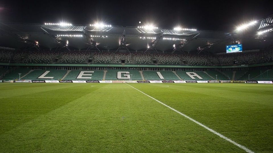 Początek meczu o 18 na stadionie przy ulicy Łazienkowskiej w Warszawie. Fot. www.wikipedia.org / Роман Шевчук