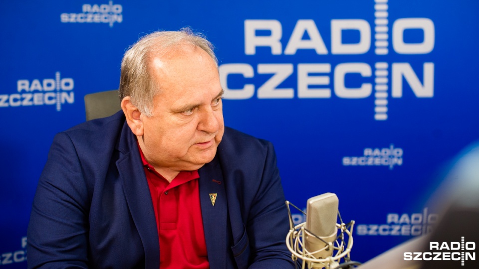 Jarosław Mroczek w studiu Radia Szczecin. Fot. Konrad Nowak [Radio Szczecin]