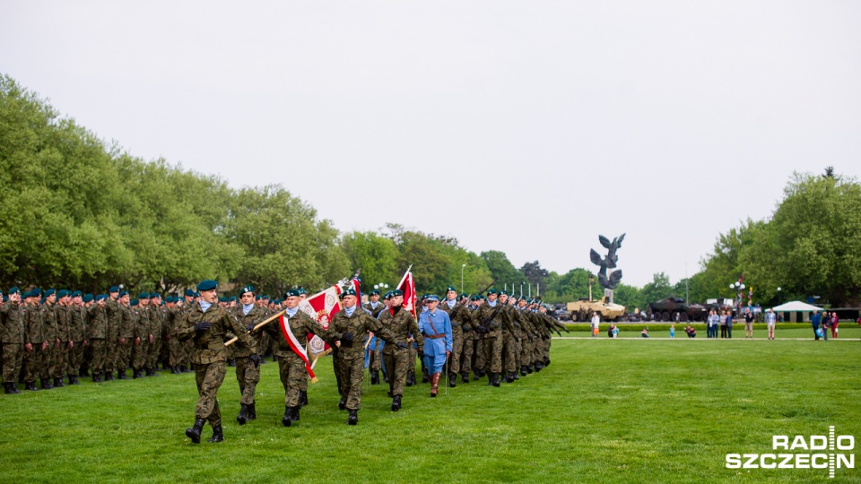 Jubileusz 20-lecia 12 Brygady Zmechanizowanej na Jasnych Błoniach. Fot. Konrad Nowak [Radio Szczecin]