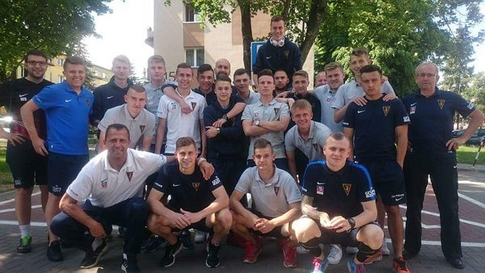 Drużyna juniorów Pogoni Szczecin przed spotkaniem z Jagiellonią. Fot. Materiały Pogoni Szczecin