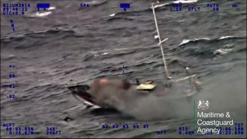 Wyprawa Arktyka 2016 rozpoczęła się 15 maja. Jacht "Miracle" wypłynął ze Świnoujścia. Fot. www.youtube.com/officialCoastguard