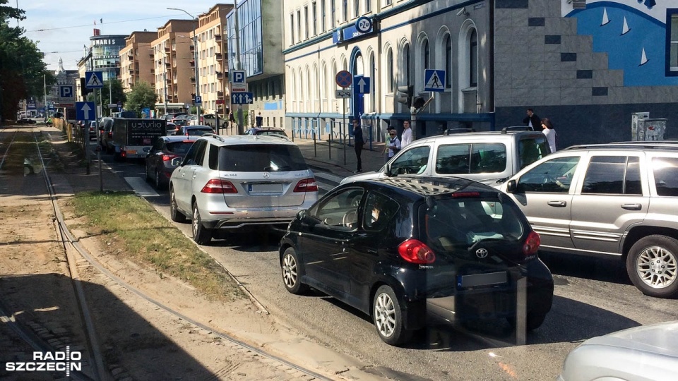 Ulica Matejki zakorkowała się też w czwartek. Fot. Michał Miarka [Radio Szczecin/Archiwum]