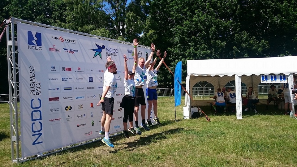 Jedni z triumfatorów NCDC Business Race 2016. Fot. Facebook NCDC Business Race