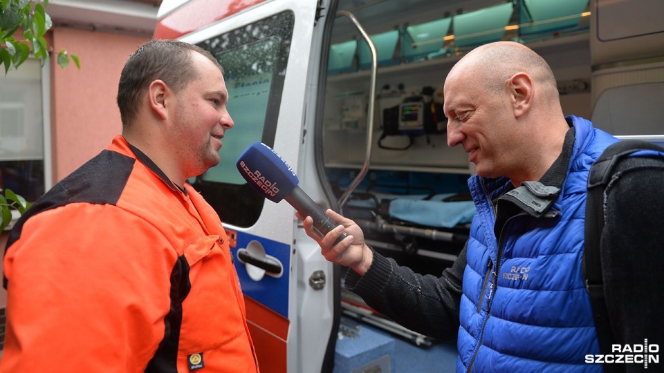 15 nowych ambulansów otrzymała Wojewódzka Stacja Pogotowia Ratunkowego w Szczecinie. Fot. Łukasz Szełemej [Radio Szczecin]