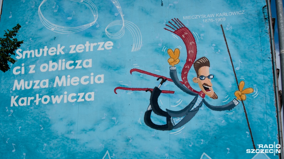 Wielki mural z okazji 140. rocznicy urodzin Mieczysława Karłowicza, patrona szczecińskiej filharmonii, powstał na Niebuszewie. Fot. Konrad Nowak [Radio Szczecin]
