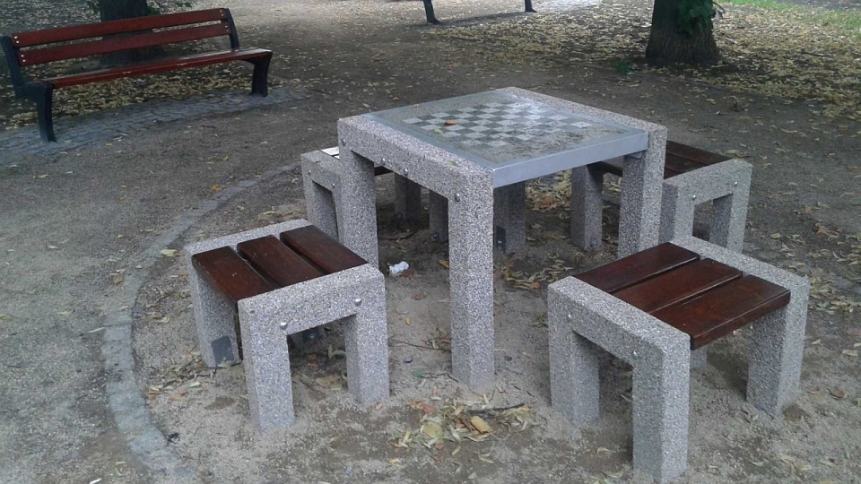 Hamaki na skwerze Kuklińskiego. Fot. ZUK Szczecin
