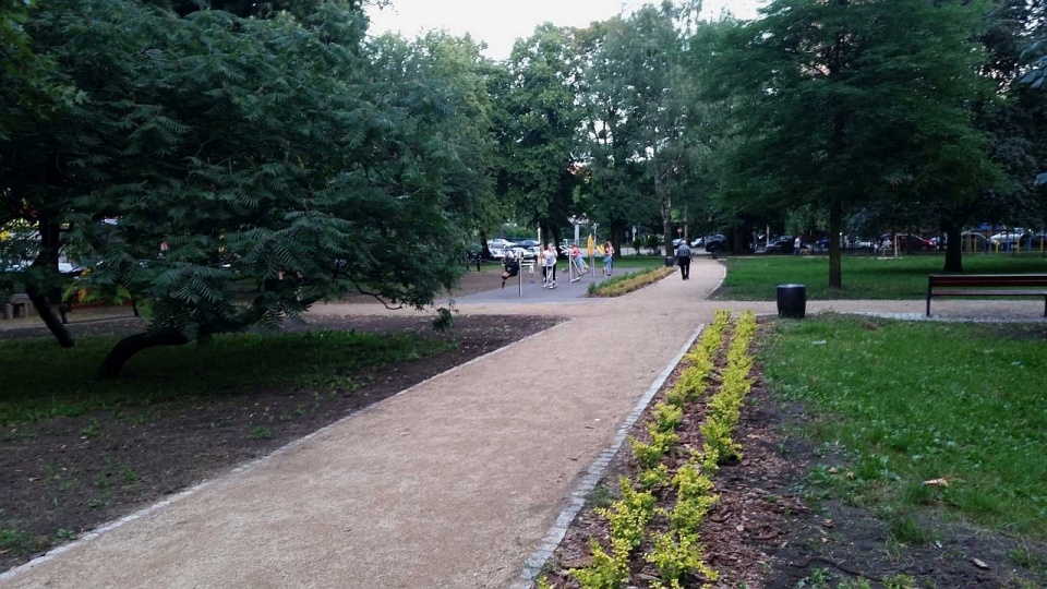 Hamaki na skwerze Kuklińskiego. Fot. ZUK Szczecin