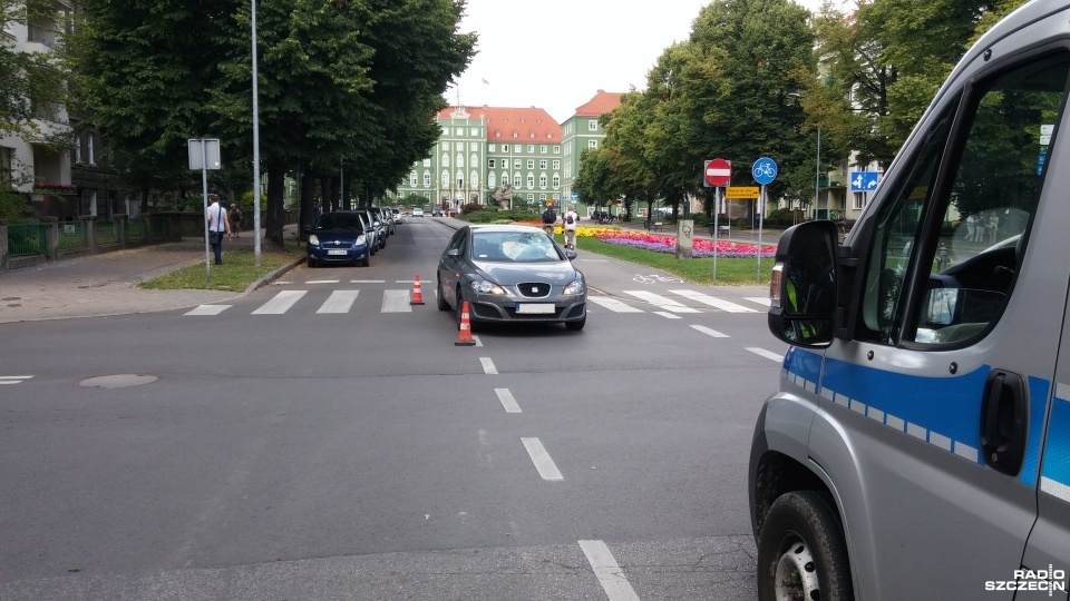 Na skrzyżowaniu Jana Pawła II z Felczaka doszło do potrącenia rowerzystki. Fot. Marek Borowiec [Radio Szczecin]