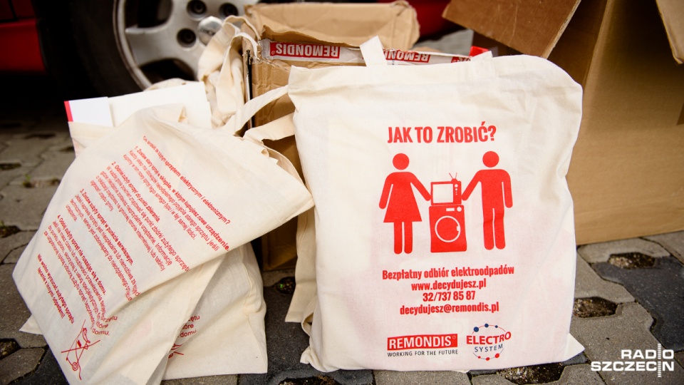 Nietypowa akcja zbierania elektroodpadów. Fot. Konrad Nowak [Radio Szczecin]