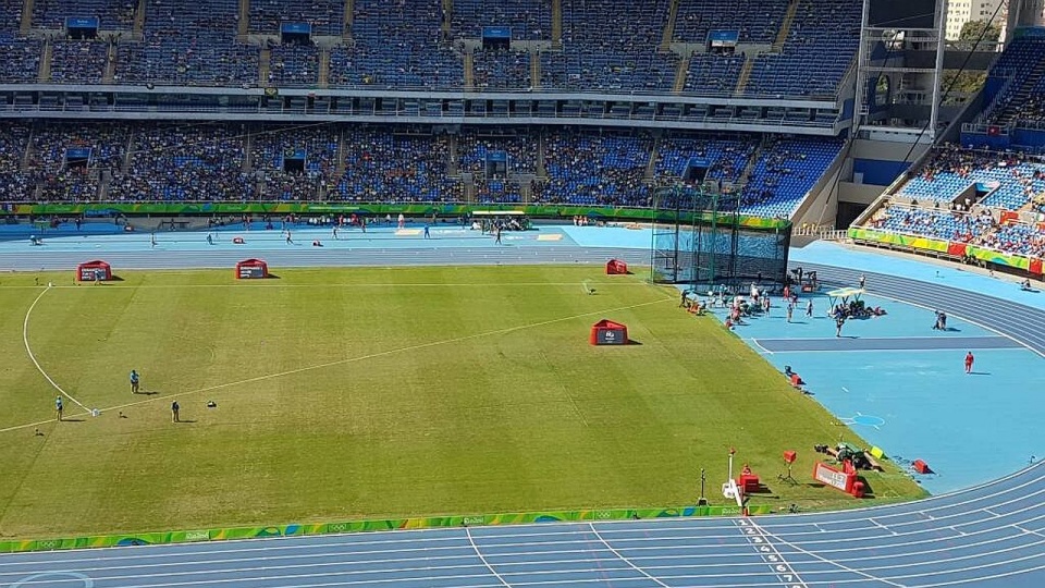 Stadion olimpijski szczęśliwy do czwartku był jedynie dla Anity Włodarczyk. Fot. PKOL Twitter