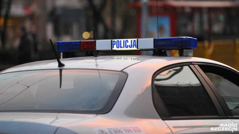 Policja w Kamieniu Pomorskim złapała sprawcę wypadku pod Wrzosowem. Fot. Łukasz Szełemej [Radio Szczecin]