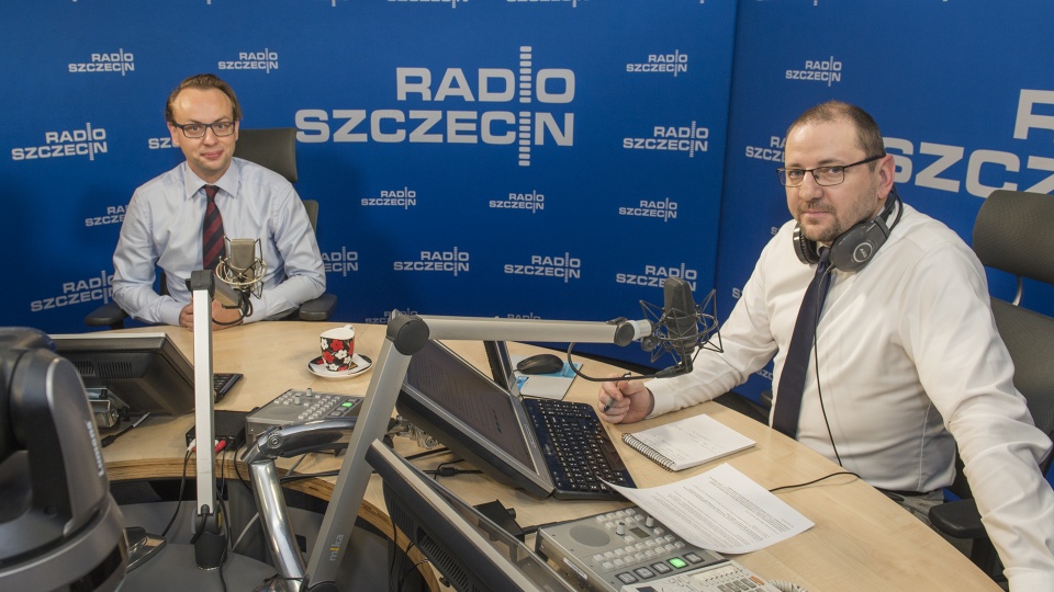 Krzysztof Kozłowski w studiu Radia Szczecin. Fot. Piotr Sawiński [Radio Szczecin]