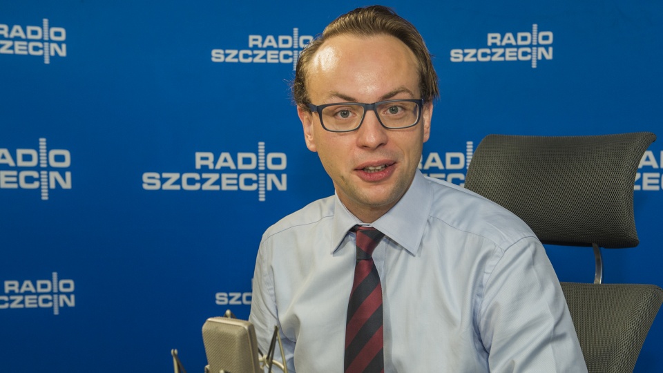 Krzysztof Kozłowski w studiu Radia Szczecin. Fot. Piotr Sawiński [Radio Szczecin]