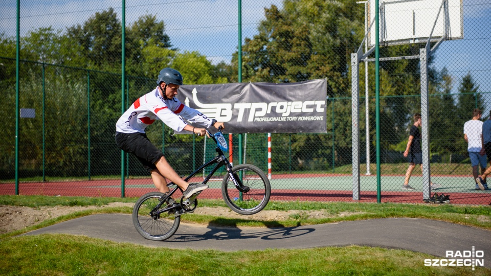 Amatorzy ekstremalnej jazdy na rowerze czy rolkach mają swoje miejsce w Goleniowie. Fot. Konrad Nowak [Radio Szczecin]