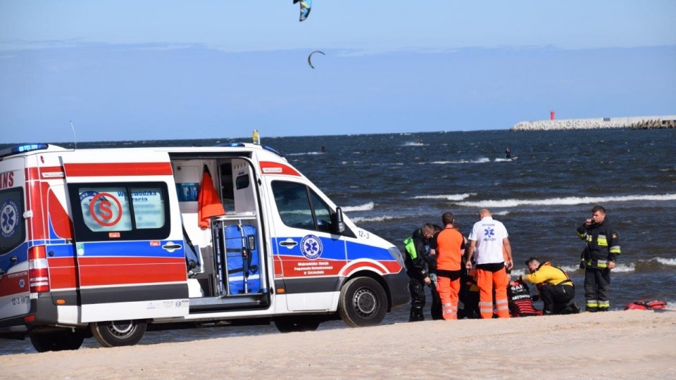 Kitesurfer topił się w Świnoujściu. Fot. Edmund Papski / iswinoujscie.pl