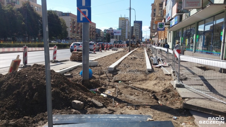 W związku z modernizacją alei Wyzwolenia zlikwidowane zostały dwa przystanki autobusowe. Fot. Marek Borowiec [Radio Szczecin]