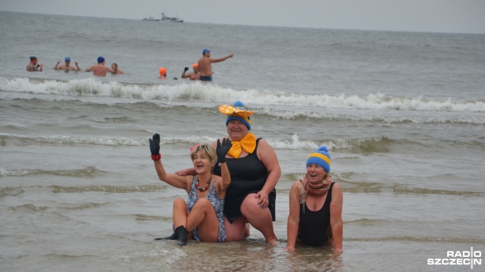 Kołobrzeskie morsy rozpoczęły sezon. Fot. Przemysław Polanin [Radio Szczecin]