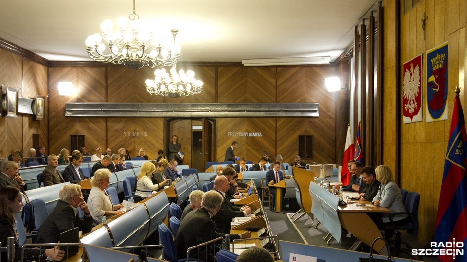 Sesja rady miasta. Fot. Weronika Łyczywek [Radio Szczecin]