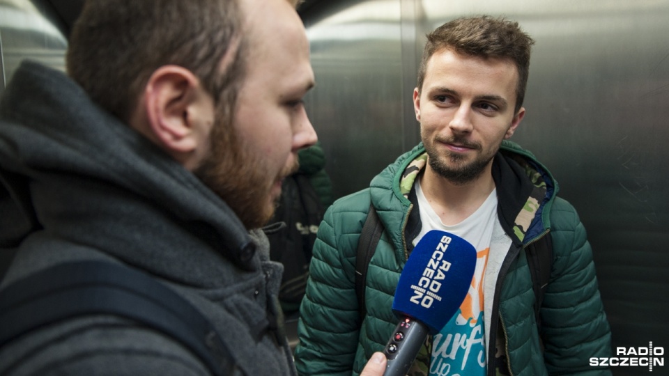 Ponad 700 mieszkańców, 12 pięter i... jedna sprawna winda. Druga - od dwóch tygodni nieczynna. To problem studentów z akademika "Kordecki" Uniwersytetu Szczecińskiego. Fot. Olaf Nowicki [Radio Szczecin]