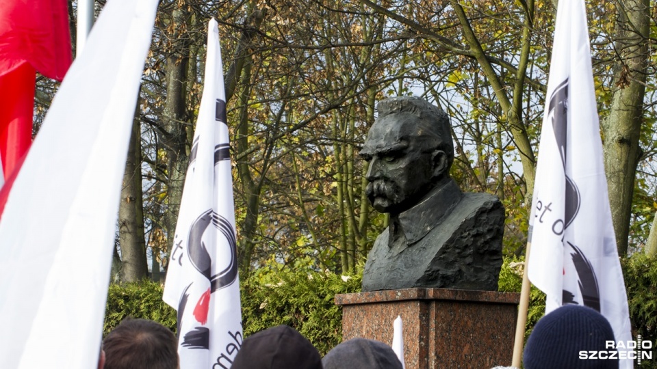 Pomnik Marszałka Józefa Piłsudskiego w Szczecinie. Fot. Weronika Łyczywek [Radio Szczecin]