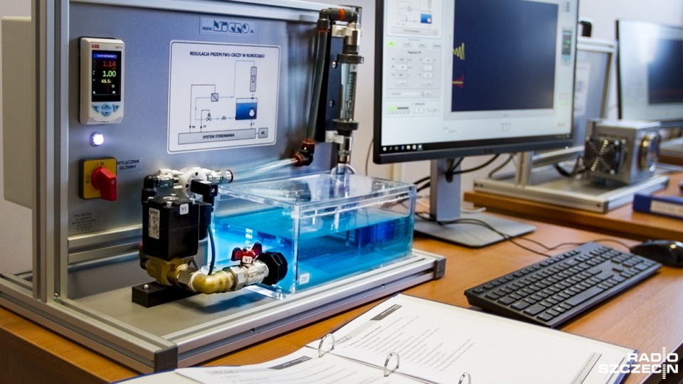 Na Wydziale Technologii i Inżynierii Chemicznej otwarto Laboratorium Dynamiki Procesowej. Fot. Weronika Łyczywek [Radio Szczecin]