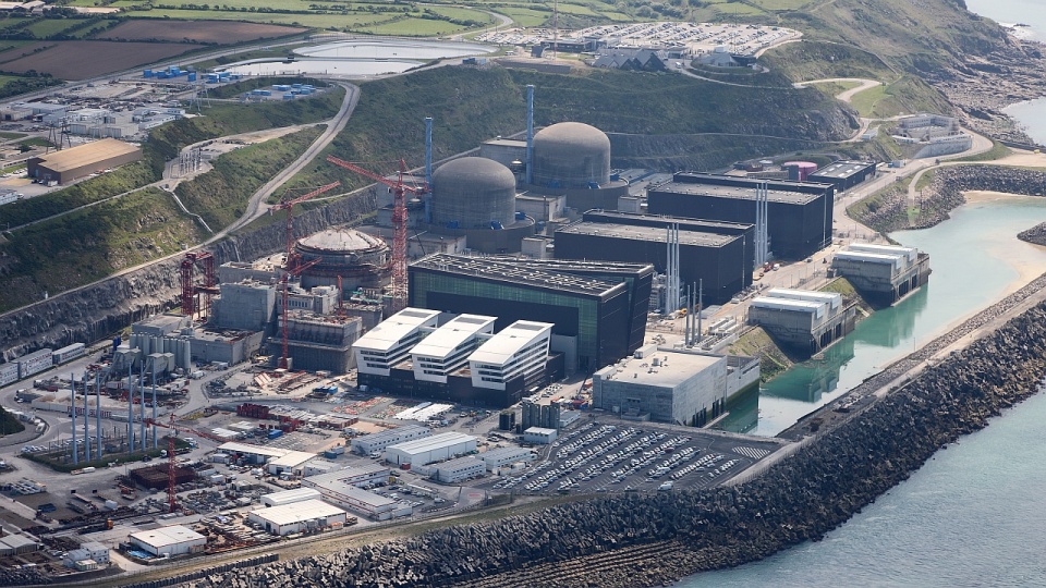 Elektrownia jądrowa we Flamanville. Fot. energydesk.greenpeace.org