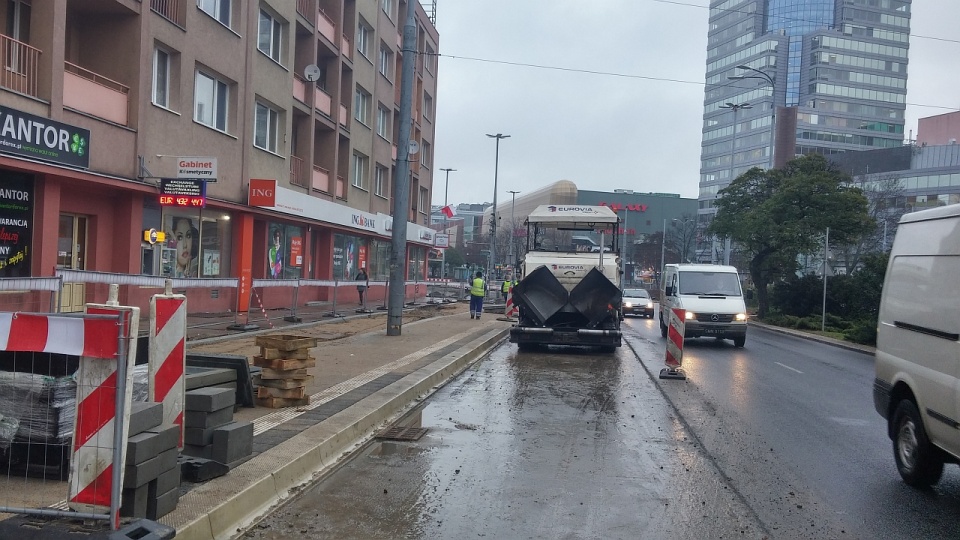 Modernizacja al. Wyzwolenia coraz bliżej finału. Fot. Marek Borowiec [Radio Szczecin]