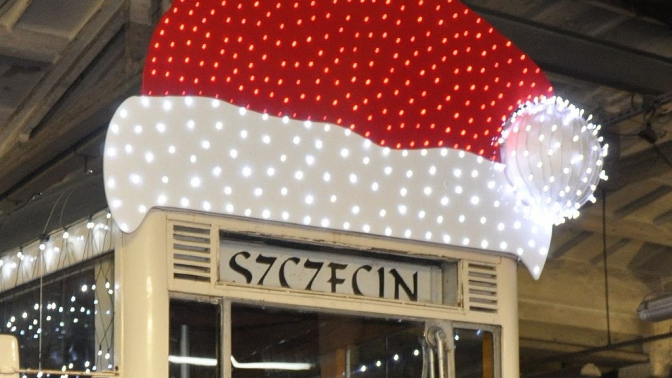 W Szczecinie będzie można przejechać się świątecznym tramwajem. Fot. Miasto Szczecin Twitter