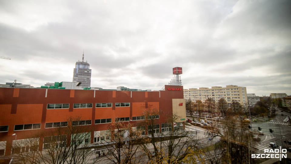 Łatwiej będzie przejechać przez skrzyżowania przy centrum handlowym Galaxy. Fot. Konrad Nowak [Radio Szczecin]