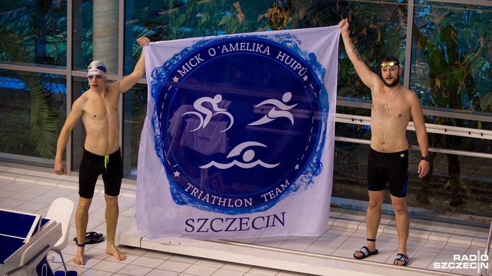 Pięć osób z triathlonowego zespołu na szczecińskiej Floating Arenie chce pokonać 17 kilometrów. Fot. Olaf Nowicki [Radio Szczecin]