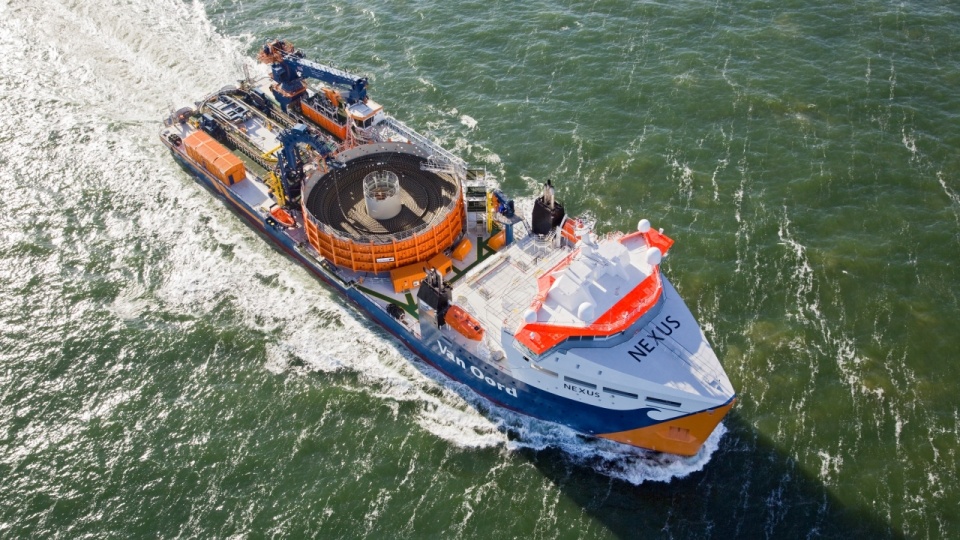 Kablowiec Nexus. Fot. Van Oord