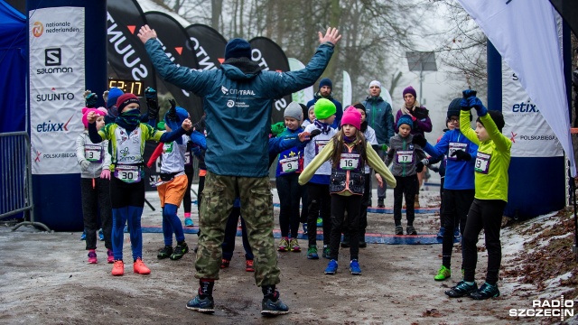 Bieg Grand Prix City Trail w Puszczy Bukowej. Fot. Olaf Nowicki [Radio Szczecin] Poranne bieganie w Puszczy Bukowej [WIDEO, ZDJĘCIA]