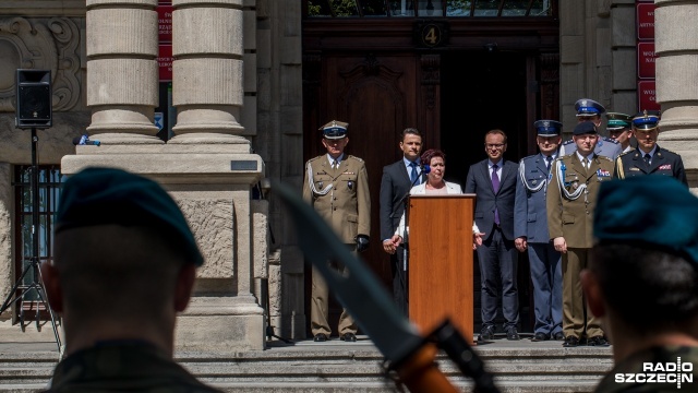 Fot. Weronika Łyczywek [Radio Szczecin] Szczecinianie uczcili Dzień Weterana [ZDJĘCIA]