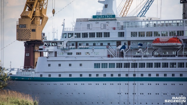 Ponad dwustumetrowy prom pasażerski "Albatros" przypłynął do Szczecina. Fot. Weronika Łyczywek [Radio Szczecin] Olbrzymi Albatros przypłynął do Szczecina [ZDJĘCIA]