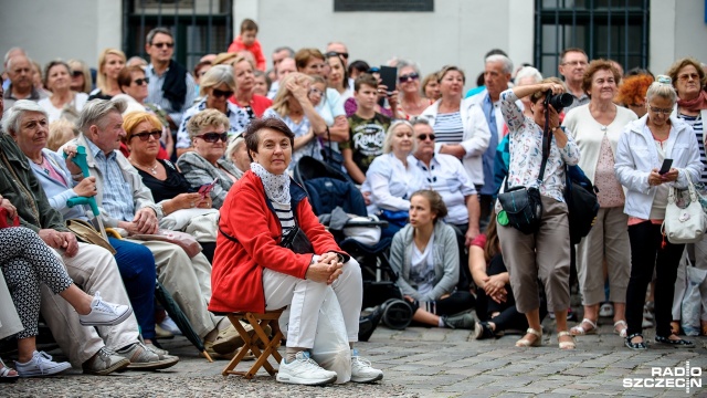 Na scenie wystąpią w niedzielę m.in. zespoły Hitano czy Terne Roma. Fot. Olaf Nowicki [Radio Szczecin] Dni Kultury Romskiej na Zamku Książąt Pomorskich [WIDEO, ZDJĘCIA]