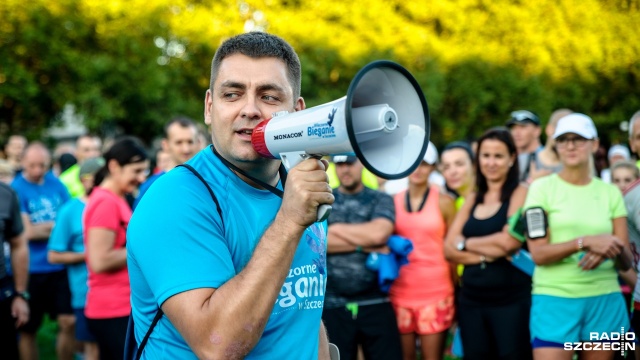 "Wieczorne Bieganie w Szczecinie" - edycja nr 200. Fot. Olaf Nowicki [Radio Szczecin] "Wieczorne Bieganie w Szczecinie" - edycja nr 200 [ZDJĘCIA, WIDEO]