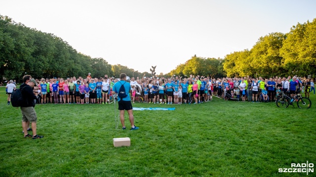 "Wieczorne Bieganie w Szczecinie" - edycja nr 200. Fot. Olaf Nowicki [Radio Szczecin] "Wieczorne Bieganie w Szczecinie" - edycja nr 200 [ZDJĘCIA, WIDEO]