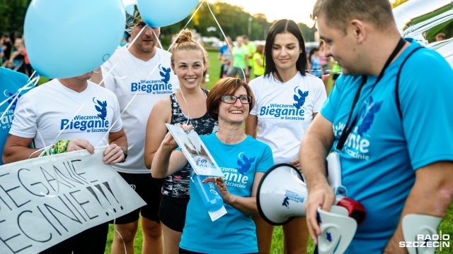 "Wieczorne Bieganie w Szczecinie" - edycja nr 200. Fot. Olaf Nowicki [Radio Szczecin] "Wieczorne Bieganie w Szczecinie" - edycja nr 200 [ZDJĘCIA, WIDEO]