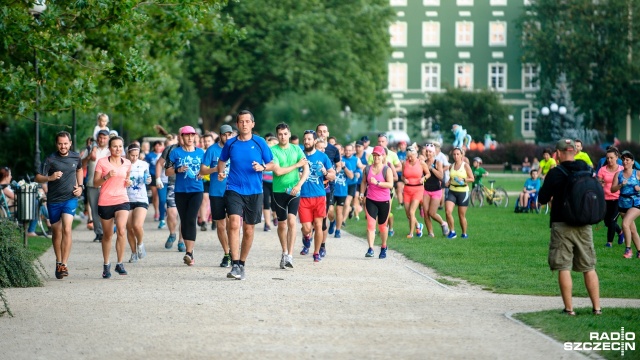 "Wieczorne Bieganie w Szczecinie" - edycja nr 200. Fot. Olaf Nowicki [Radio Szczecin] "Wieczorne Bieganie w Szczecinie" - edycja nr 200 [ZDJĘCIA, WIDEO]