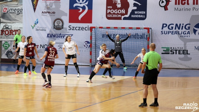 Fot. Weronika Łyczywek [Radio Szczecin] Piłka ręczna: Pogoń wygrywa mecz z Energą AZS Koszalin 27:25 [ZDJĘCIA]
