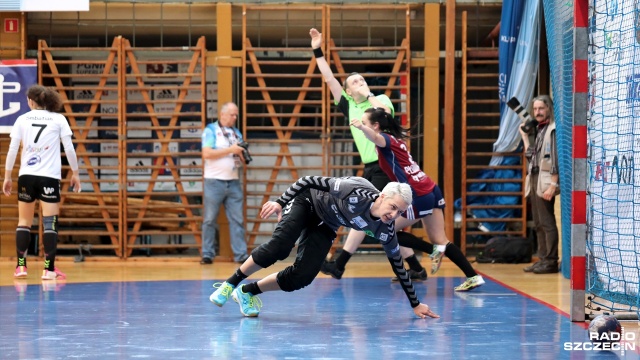 Fot. Weronika Łyczywek [Radio Szczecin] Piłka ręczna: Pogoń wygrywa mecz z Energą AZS Koszalin 27:25 [ZDJĘCIA]