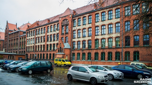 Zwolniona dyrektorka spłaciła większość długu